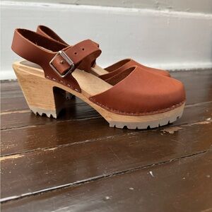 Women's MIA Brown Leather Swedish Clogs